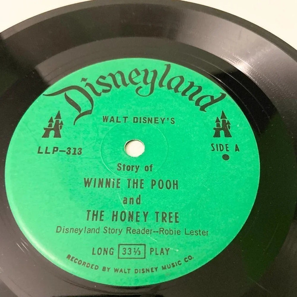 Vintage 1965 Disney Winnie the Pooh and the Honey Tree 7  Inch Record and Book - Picture 12 of 16